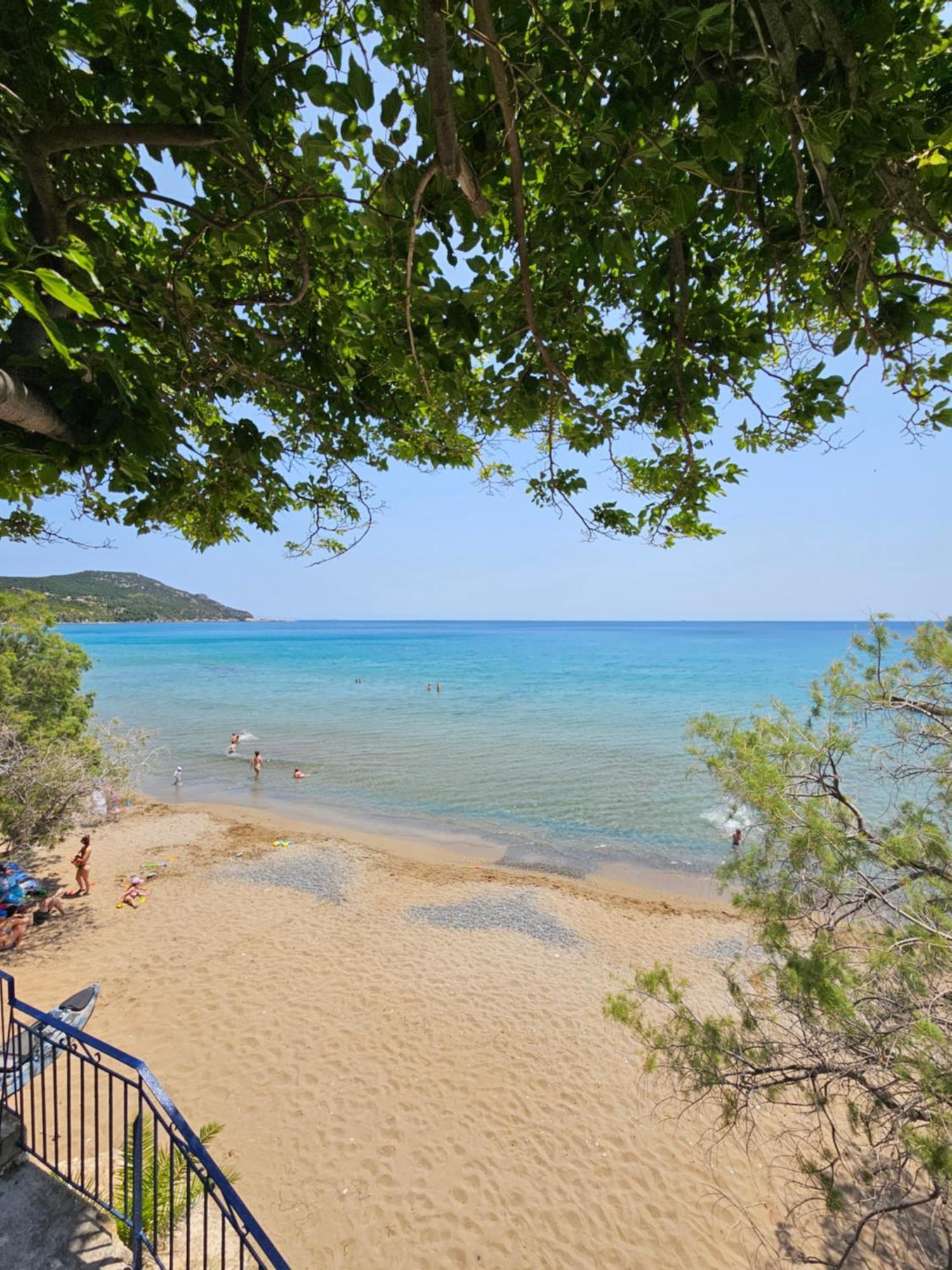 σπίτι με θέα στην *